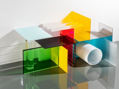 PLEXIGLAS® Platten und Rohre zugeschnitten auf Mass